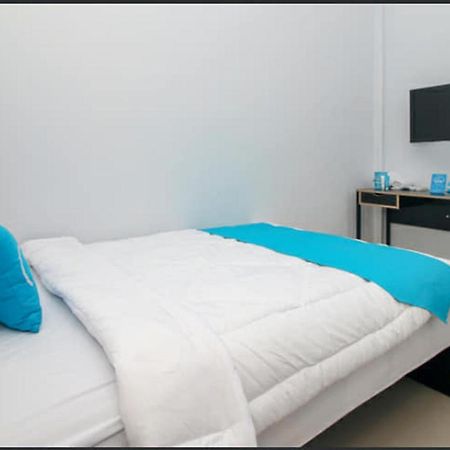 Khalisa Home Syariah Pontianak Εξωτερικό φωτογραφία