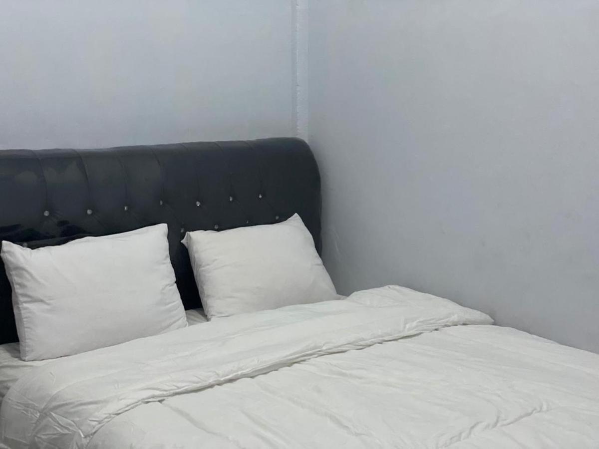 Khalisa Home Syariah Pontianak Εξωτερικό φωτογραφία