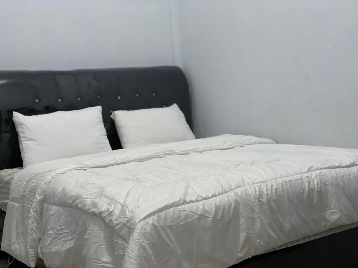 Khalisa Home Syariah Pontianak Εξωτερικό φωτογραφία