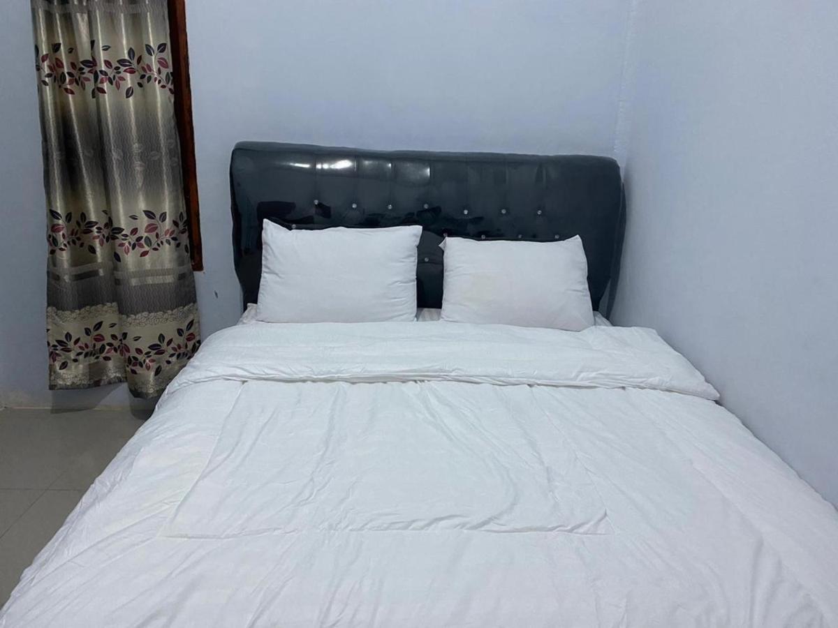 Khalisa Home Syariah Pontianak Εξωτερικό φωτογραφία