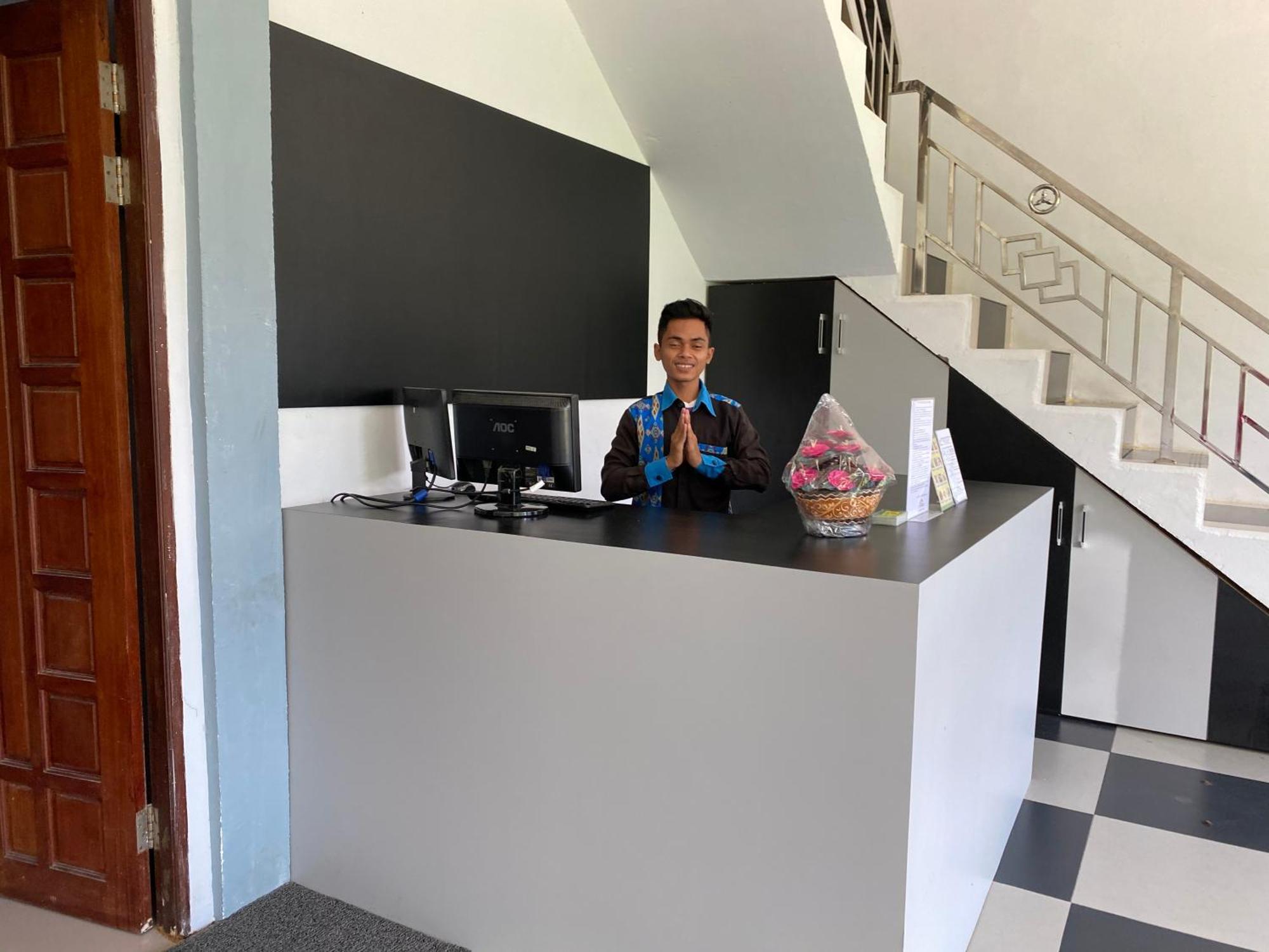 Khalisa Home Syariah Pontianak Εξωτερικό φωτογραφία